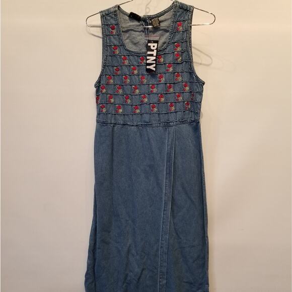 Vintage 90's NEW Denim Dress Embroidered Roses Floral Faux Wrap Button Size M - Picture 2 of 16